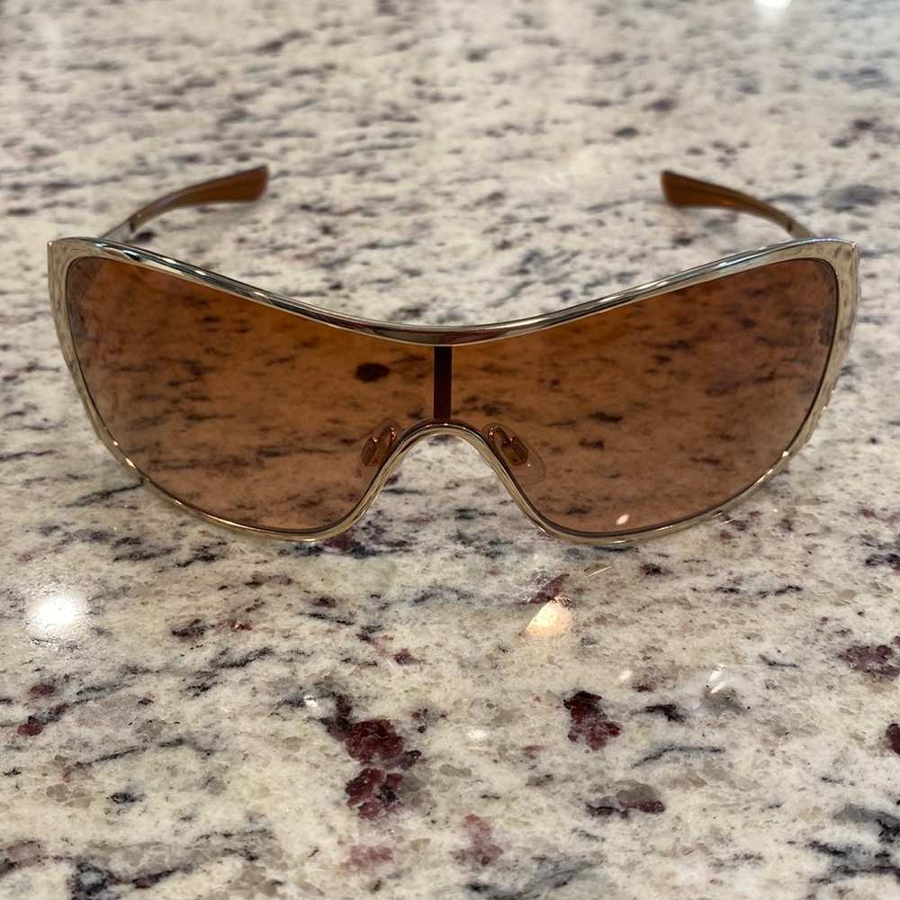 OAKLEY LIV SUNGLASSES with HARD CASE